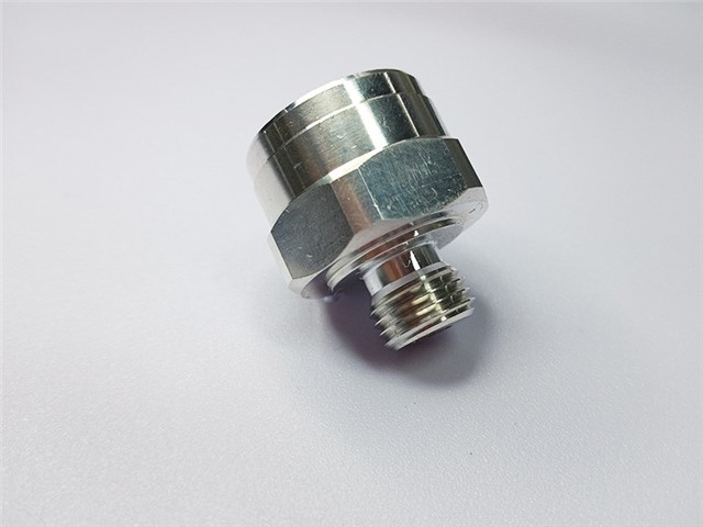 有色金属走心机加工件04