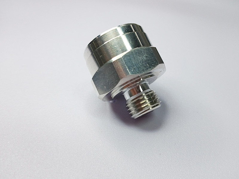 有色金属走心机加工件04